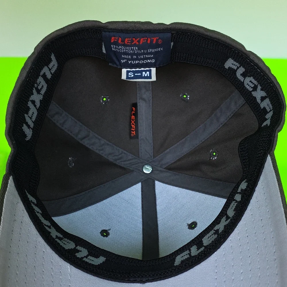 PSG Gray Baseball Cap Flexfit S/M